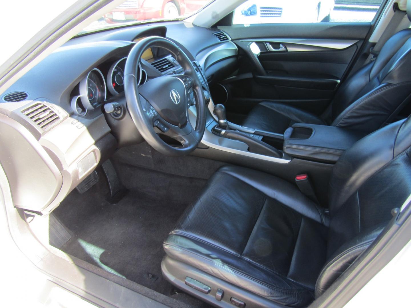 2010 White Acura TL 5-Speed AT with Tech Package (19UUA8F53AA) with an 3.5L V6 SOHC 24V engine, Automatic transmission, located at 15016 S Hwy 231, Midland City, AL, 36350, (334) 983-3001, 31.306210, -85.495277 - Photo#3
